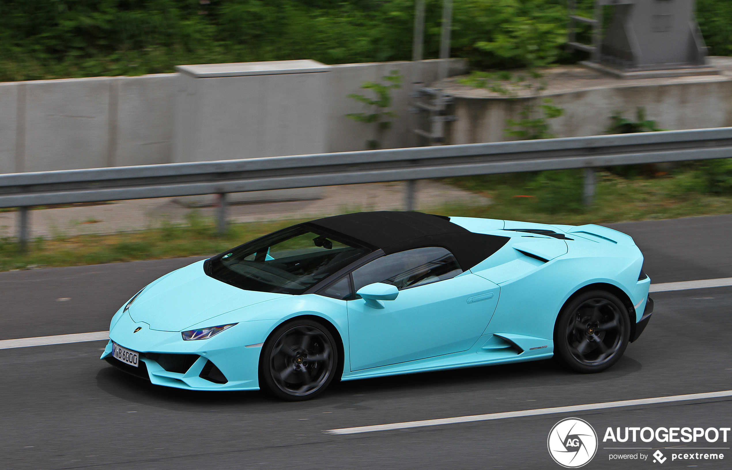 Lamborghini Huracán LP640-4 EVO Spyder