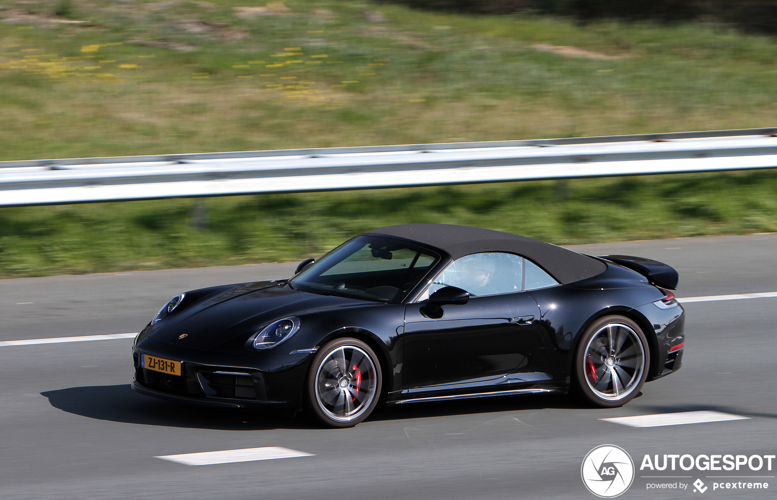 Porsche 992 Carrera S Cabriolet