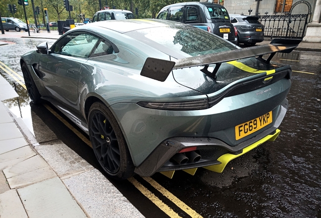 Aston Martin V8 Vantage AMR 59 Le Mans