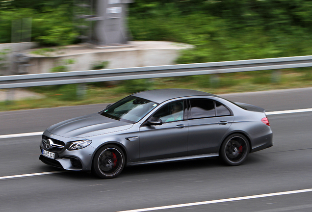 Mercedes-AMG E 63 S W213