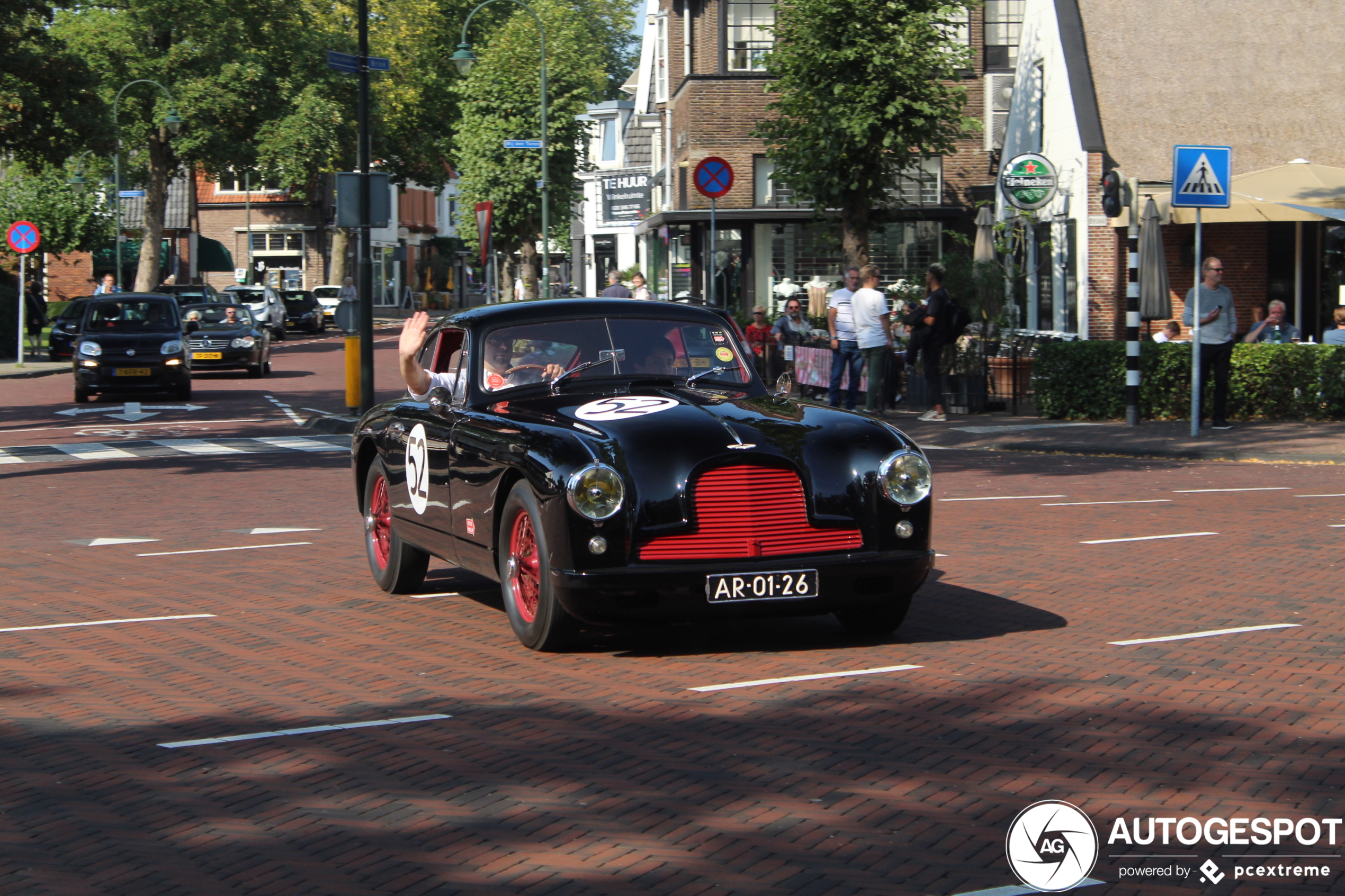 Aston Martin DB2