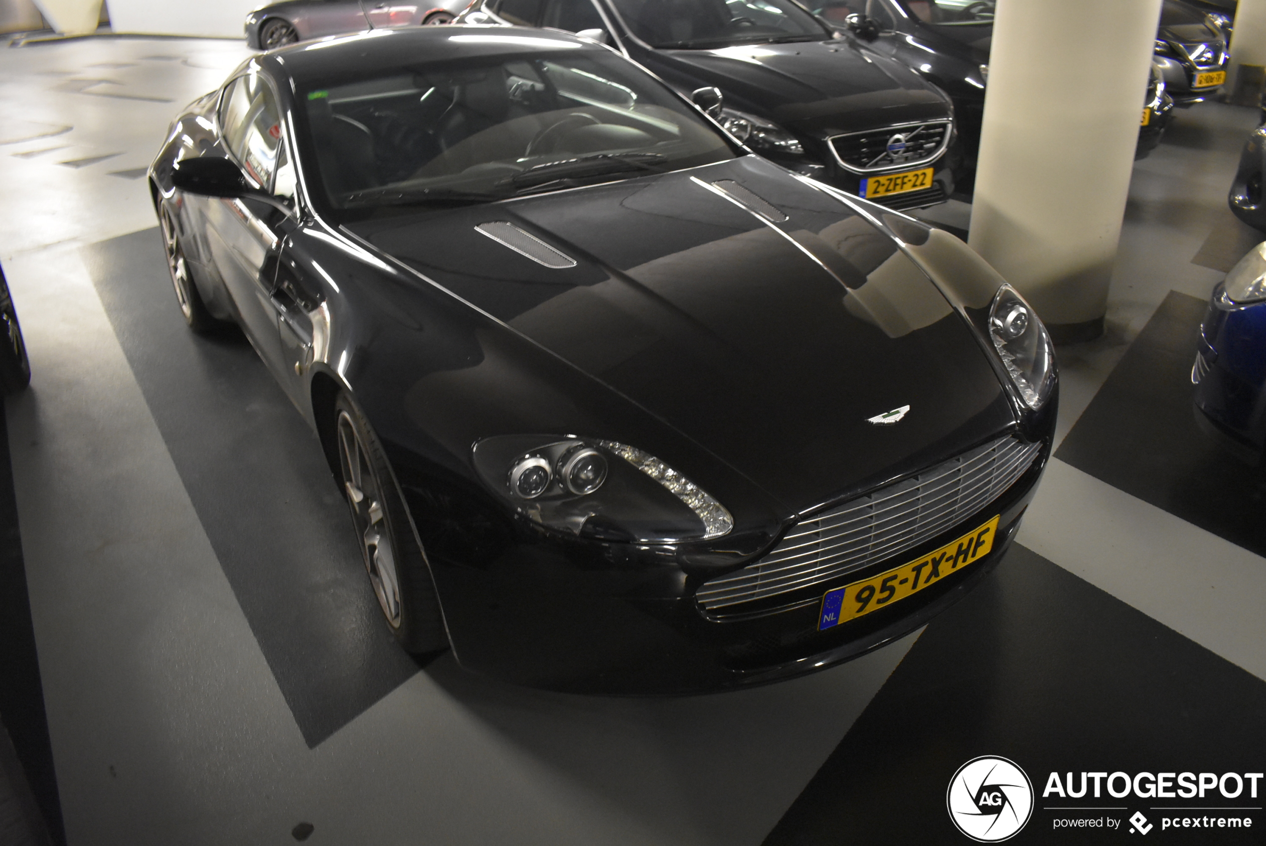 Aston Martin V8 Vantage