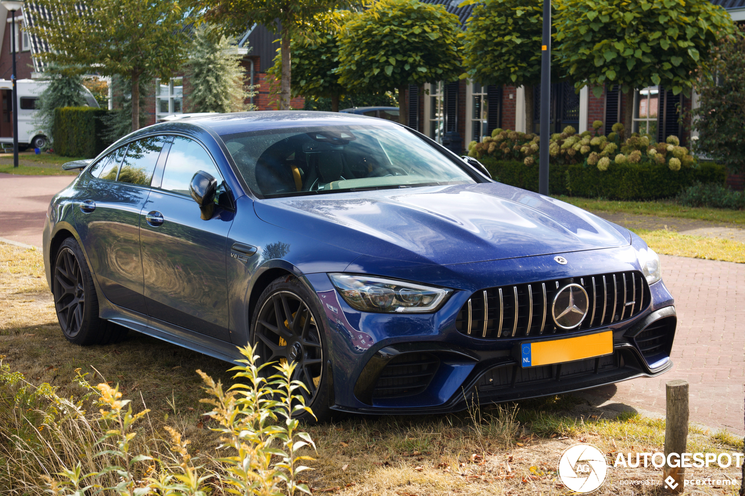 Mercedes-AMG GT 63 S X290