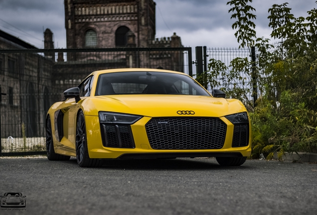 Audi R8 V10 2015