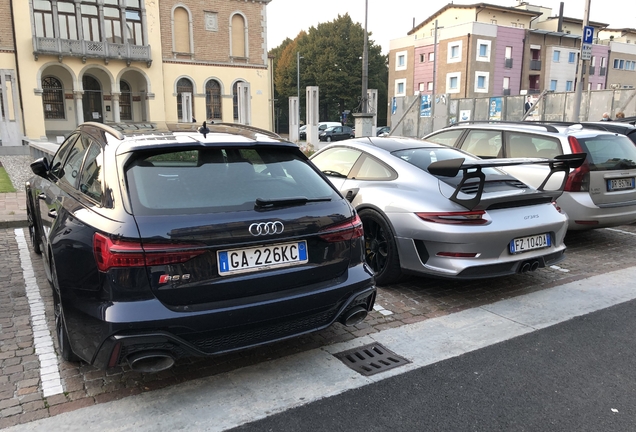 Audi RS6 Avant C8