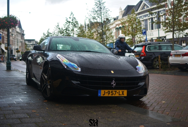 Ferrari FF