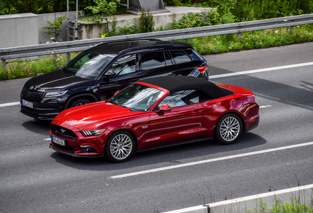 Ford Mustang GT Convertible 2015