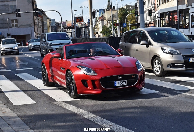 Jaguar F-TYPE S Convertible