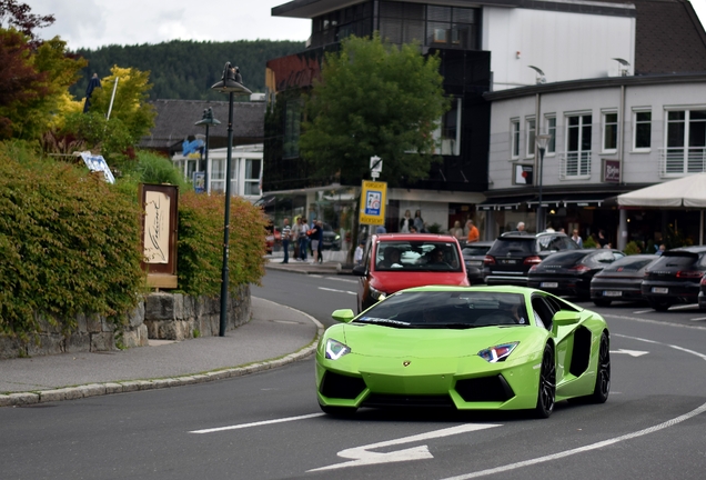 Lamborghini Aventador LP700-4