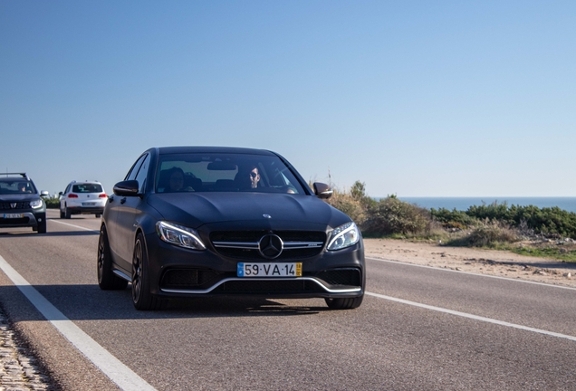 Mercedes-AMG C 63 S W205