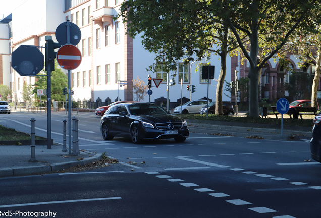 Mercedes-Benz CLS 63 AMG X218 Shooting Brake 2015