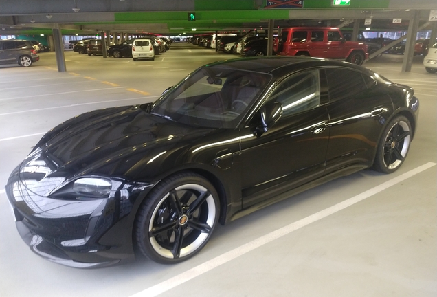 Porsche Taycan Turbo S MkI