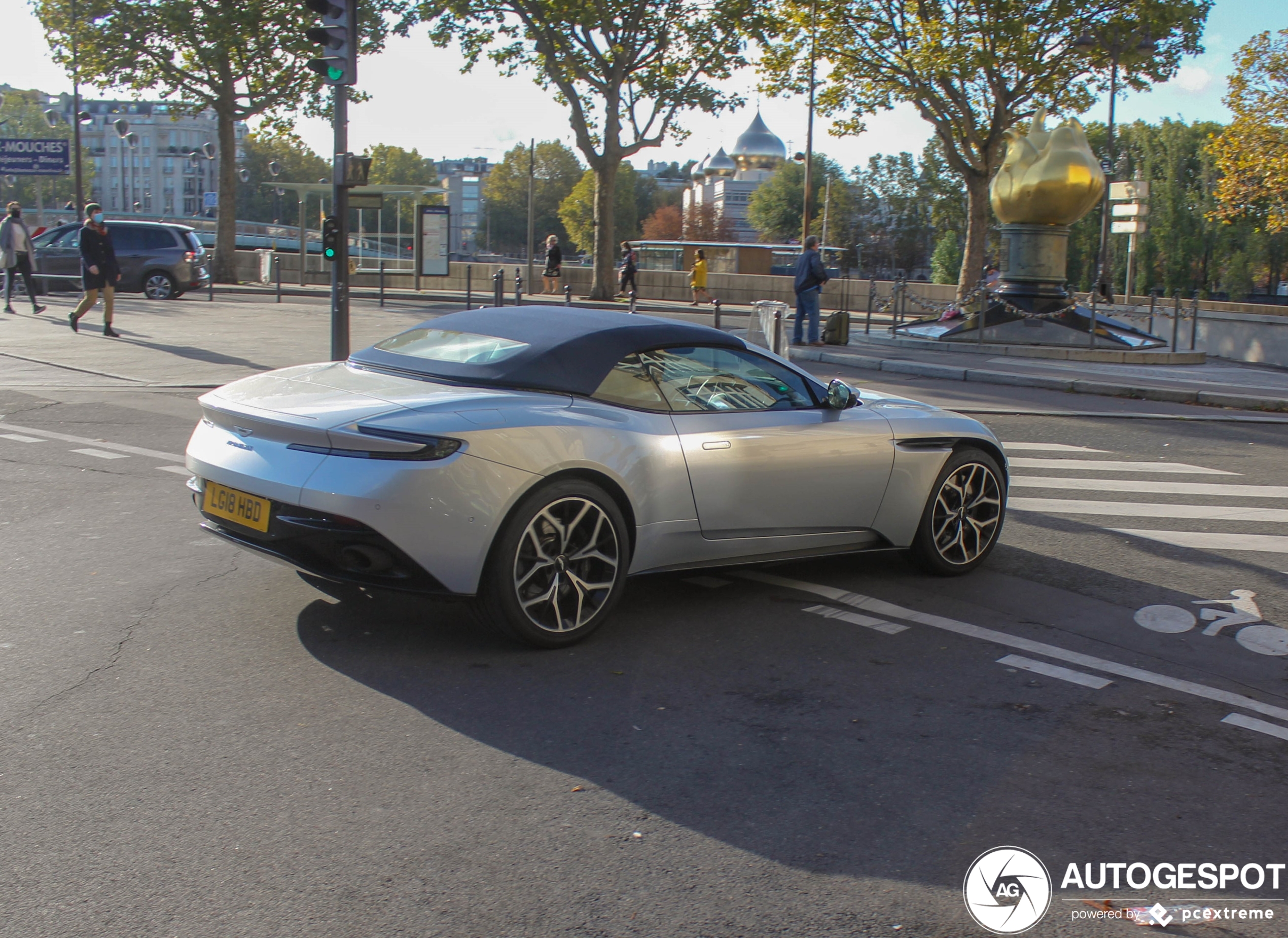 Aston Martin DB11 V8 Volante