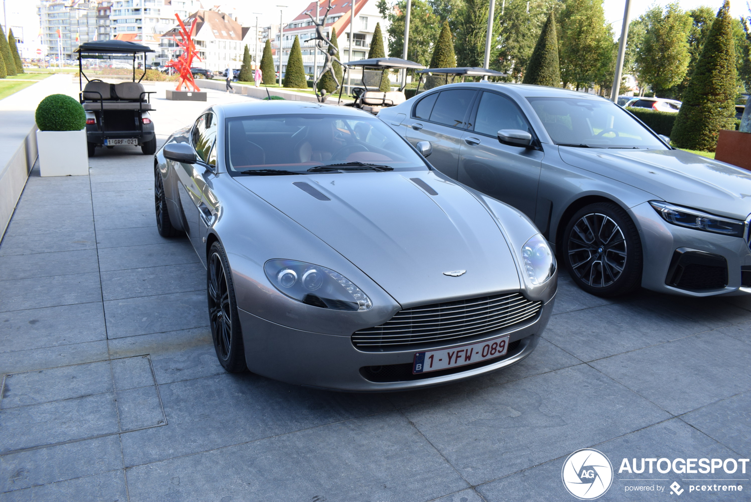 Aston Martin V8 Vantage