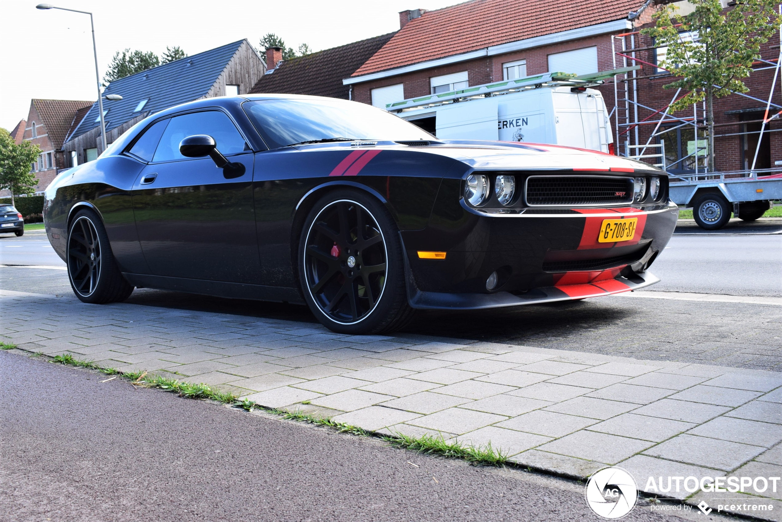 Dodge Challenger SRT-8