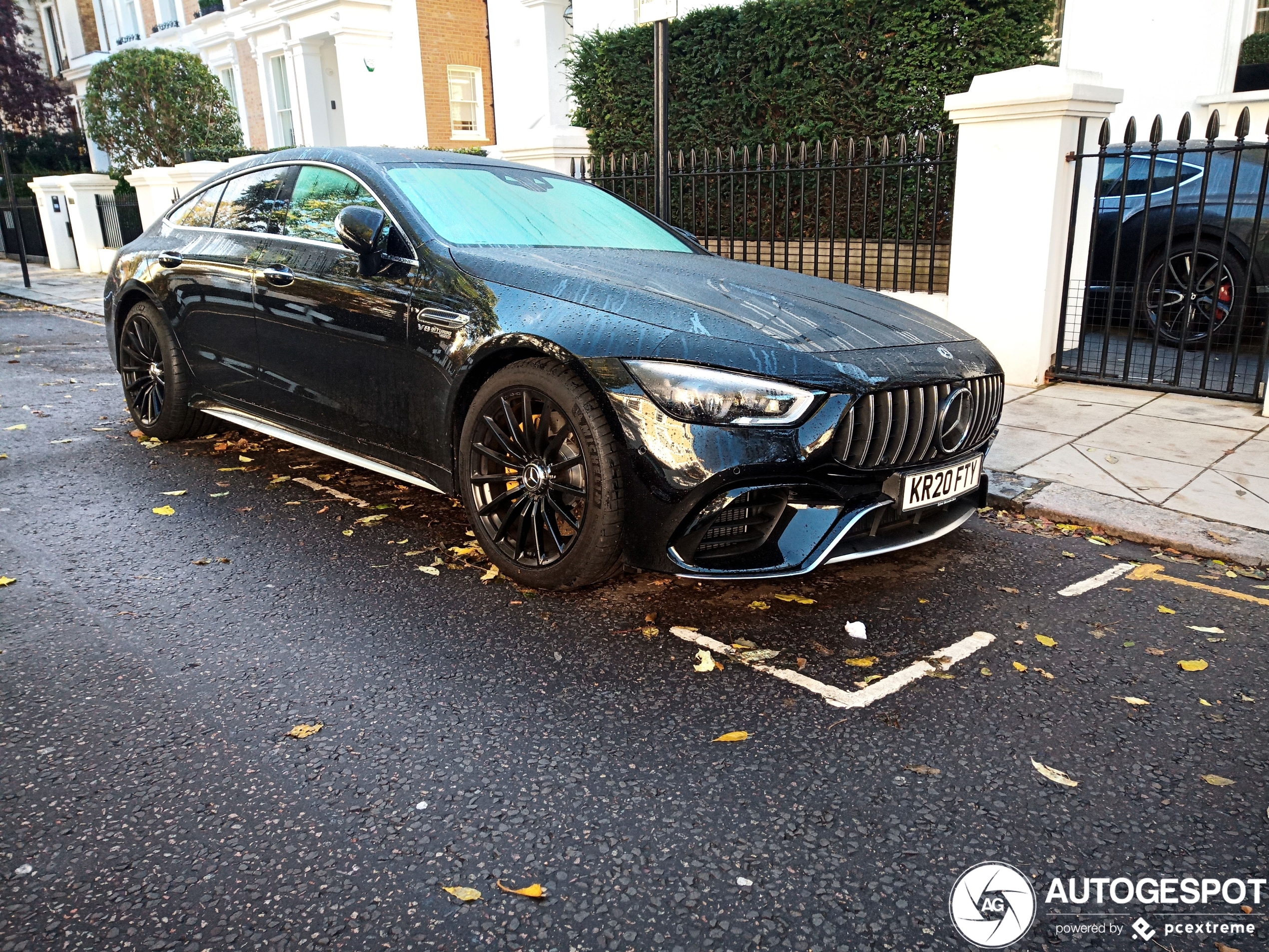 Mercedes-AMG GT 63 S X290