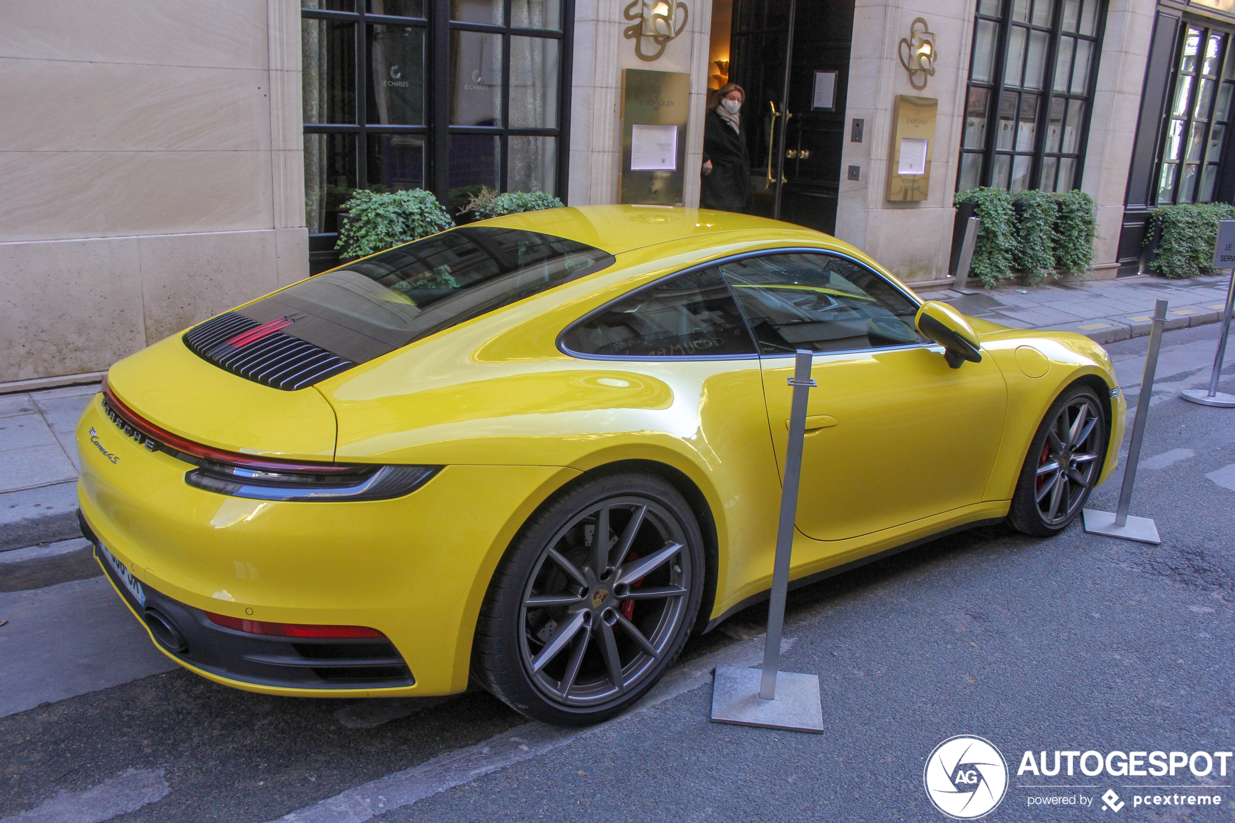 Porsche 992 Carrera 4S