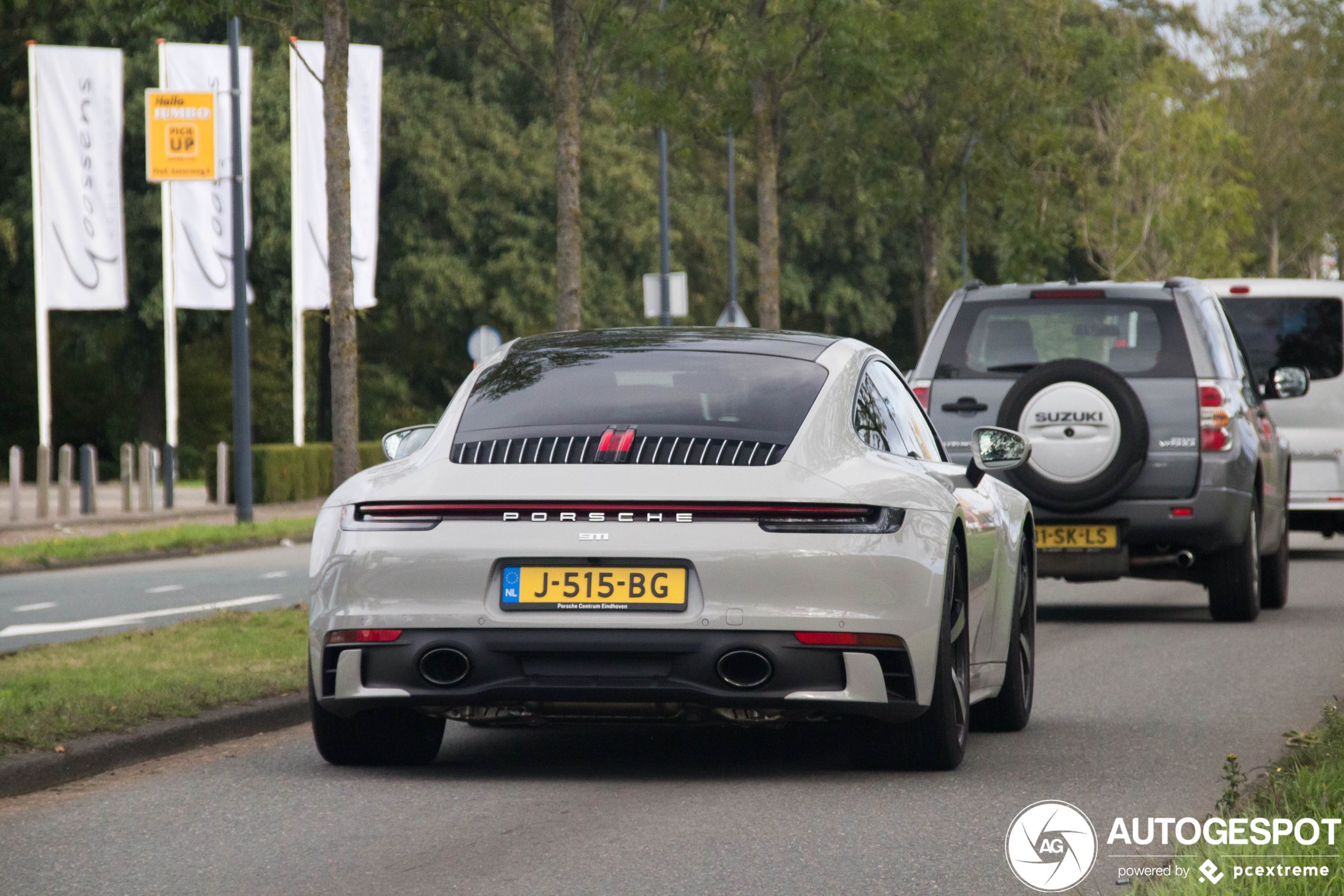 Porsche 992 Carrera 4S