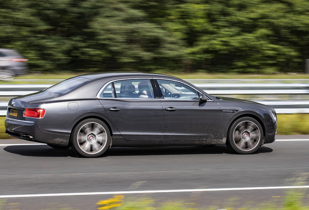 Bentley Flying Spur V8