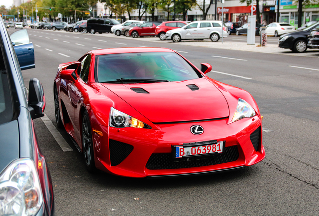 Lexus LFA