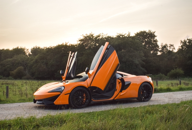 McLaren 570S