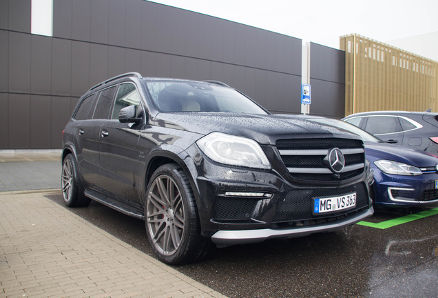 Mercedes-Benz GL 63 AMG X166