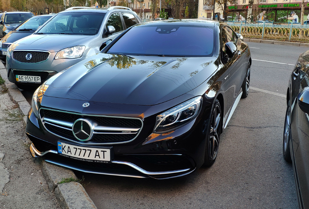 Mercedes-Benz S 63 AMG Coupé C217