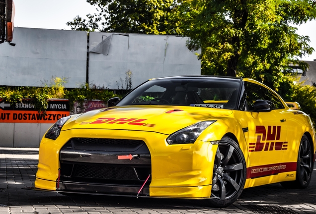 Nissan GT-R