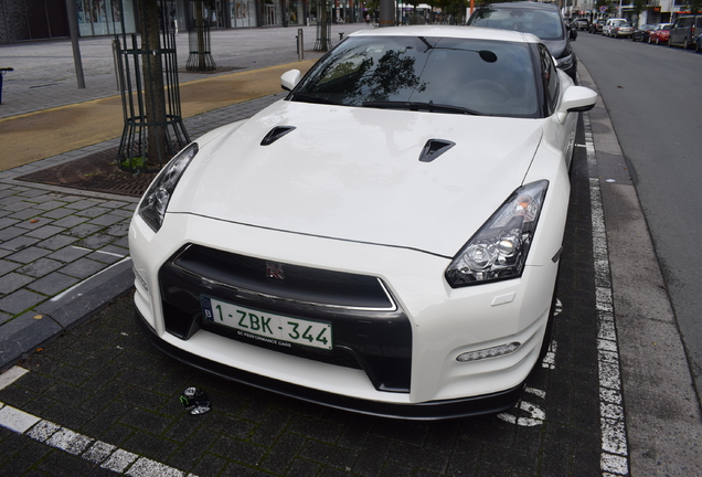 Nissan GT-R HKS GT1000