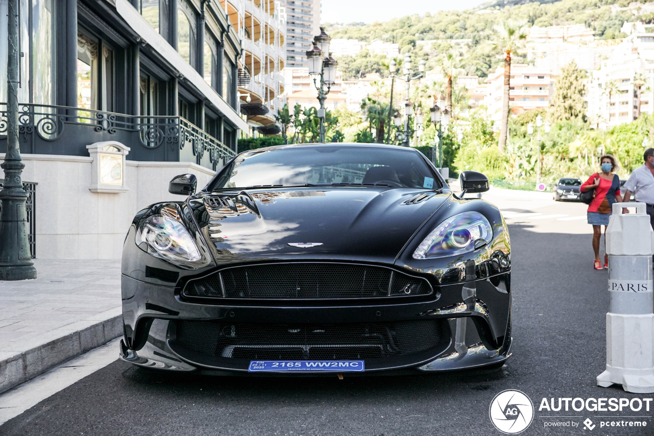 Aston Martin Vanquish S 2017