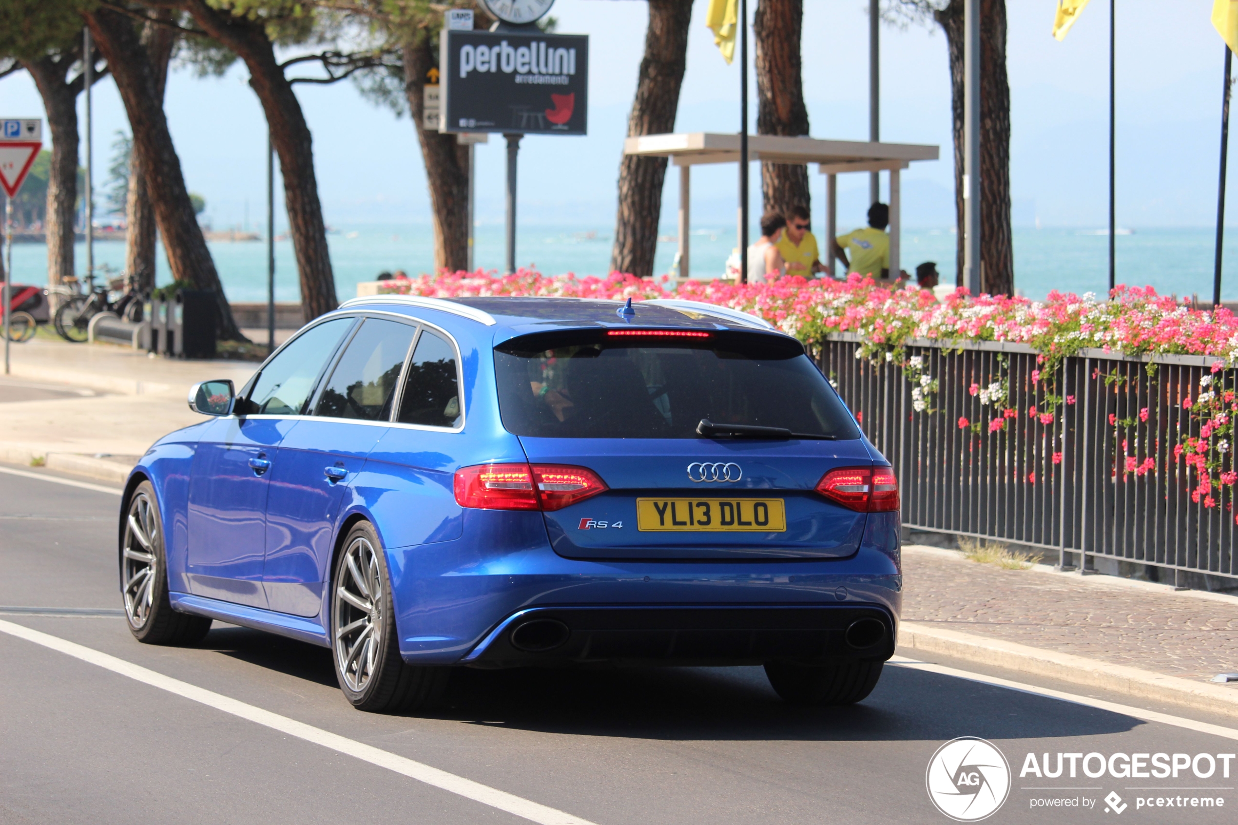 Audi RS4 Avant B8