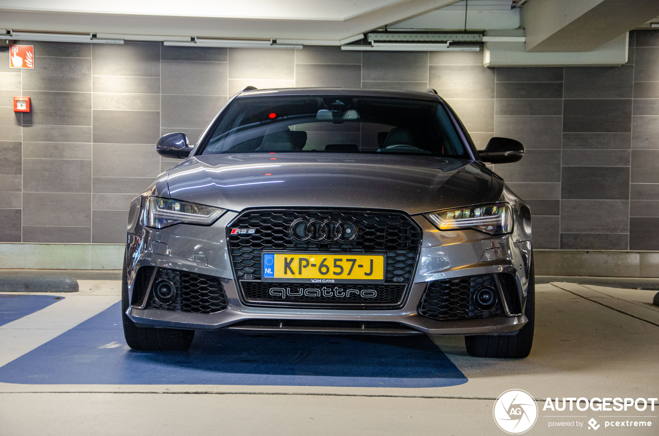 Audi RS6 Avant C7 2015