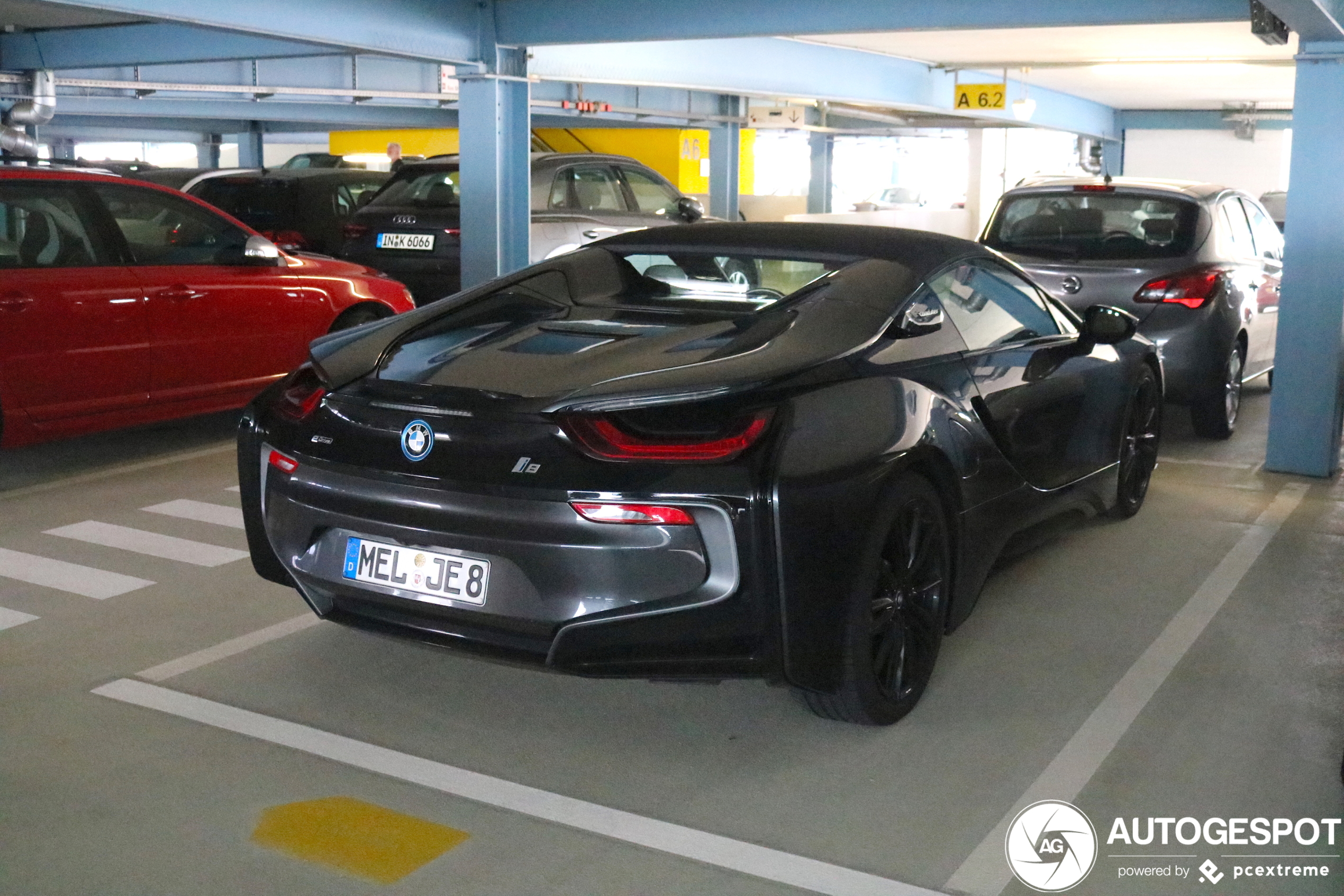 BMW i8 Roadster