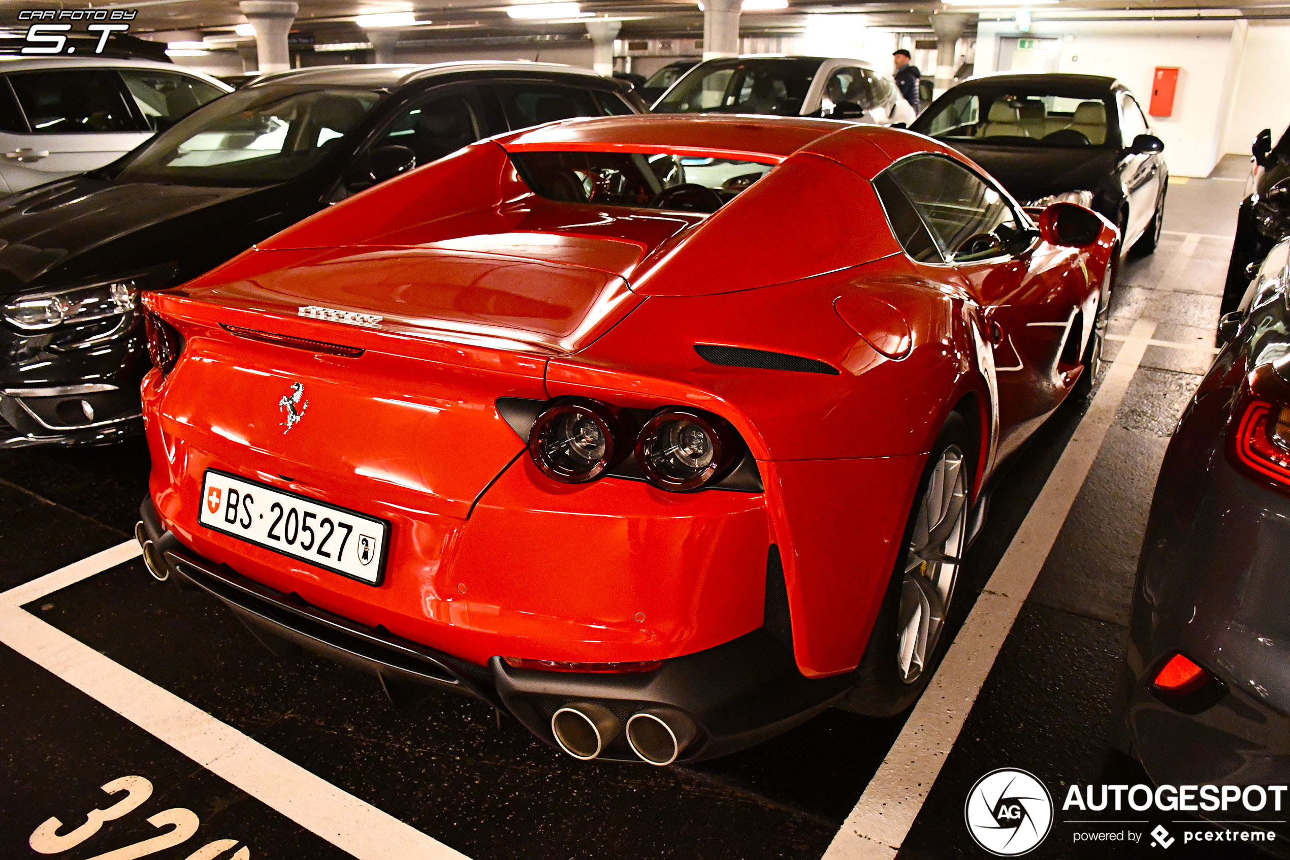 Met rood verlies je nooit op een Ferrari