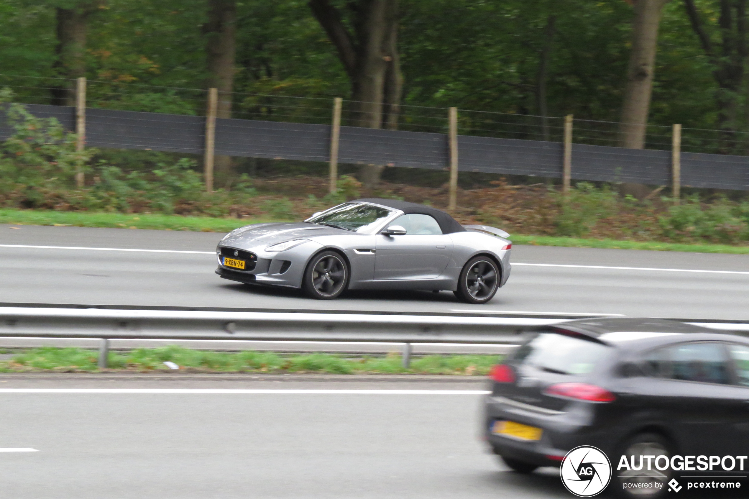 Jaguar F-TYPE S Convertible