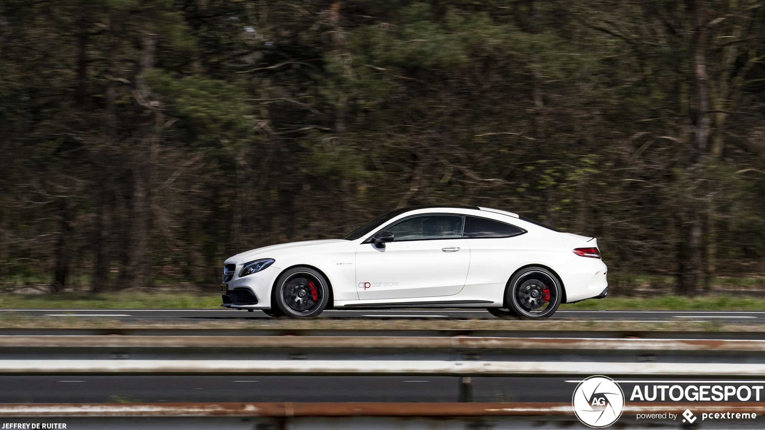 Mercedes-AMG C 63 S Coupé C205