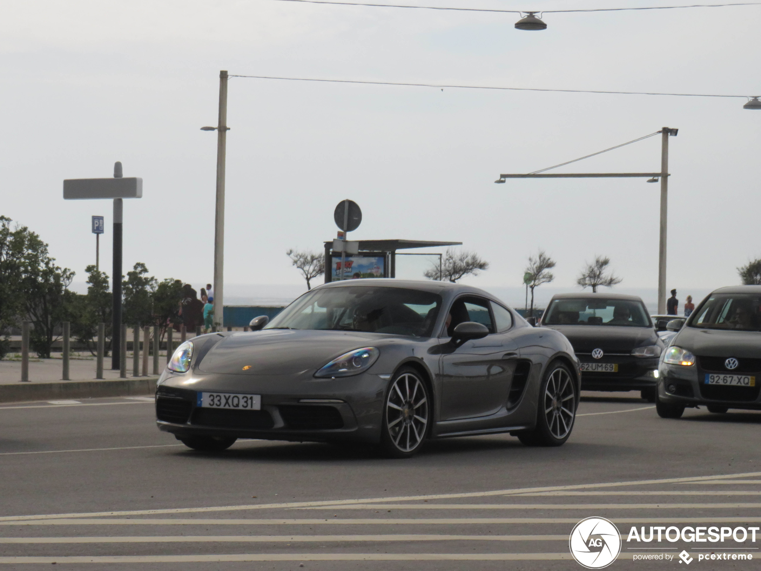 Porsche 718 Cayman S