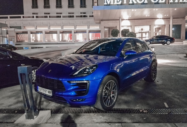 Porsche 95B Macan GTS