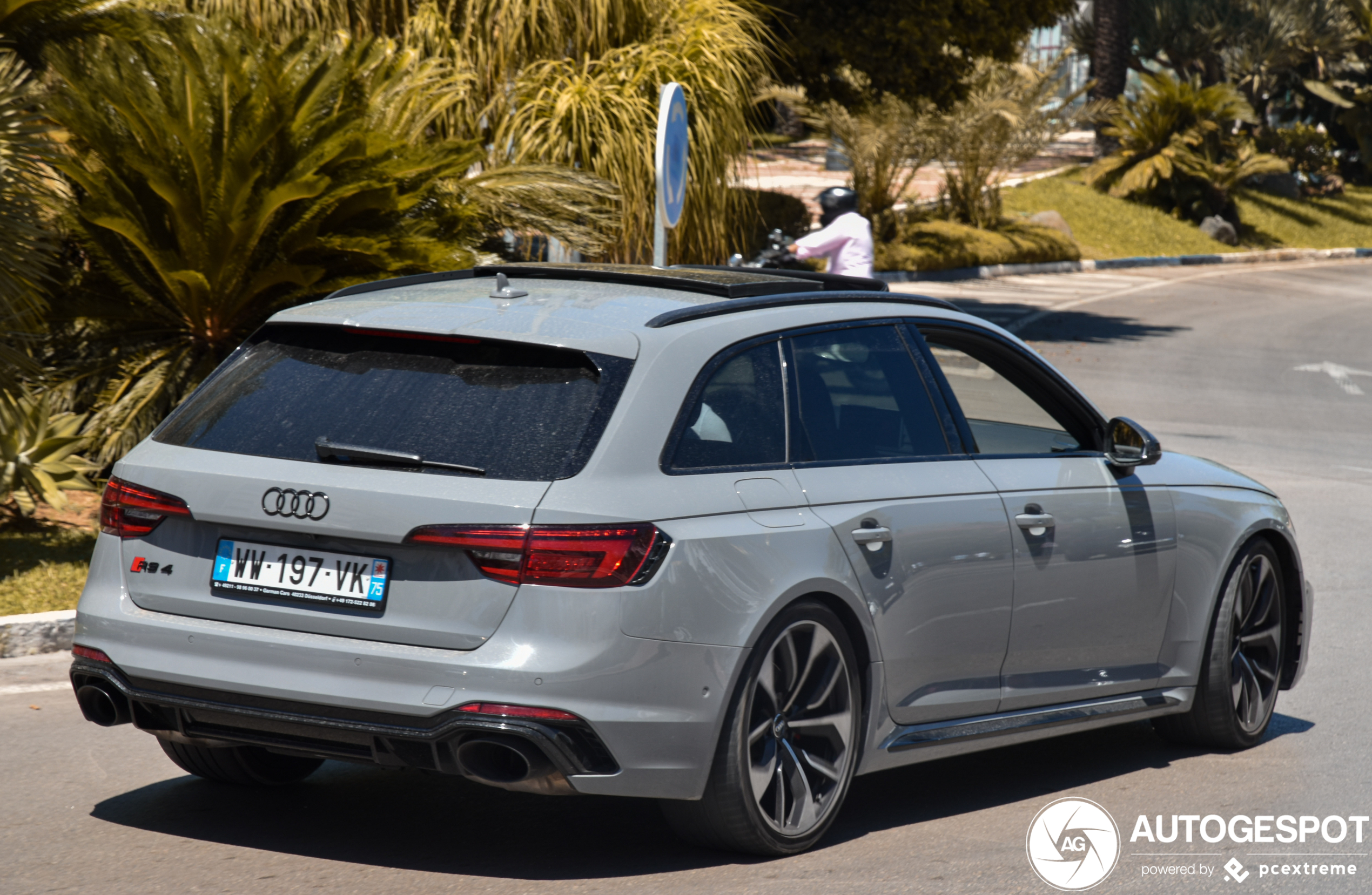 Audi RS4 Avant B9