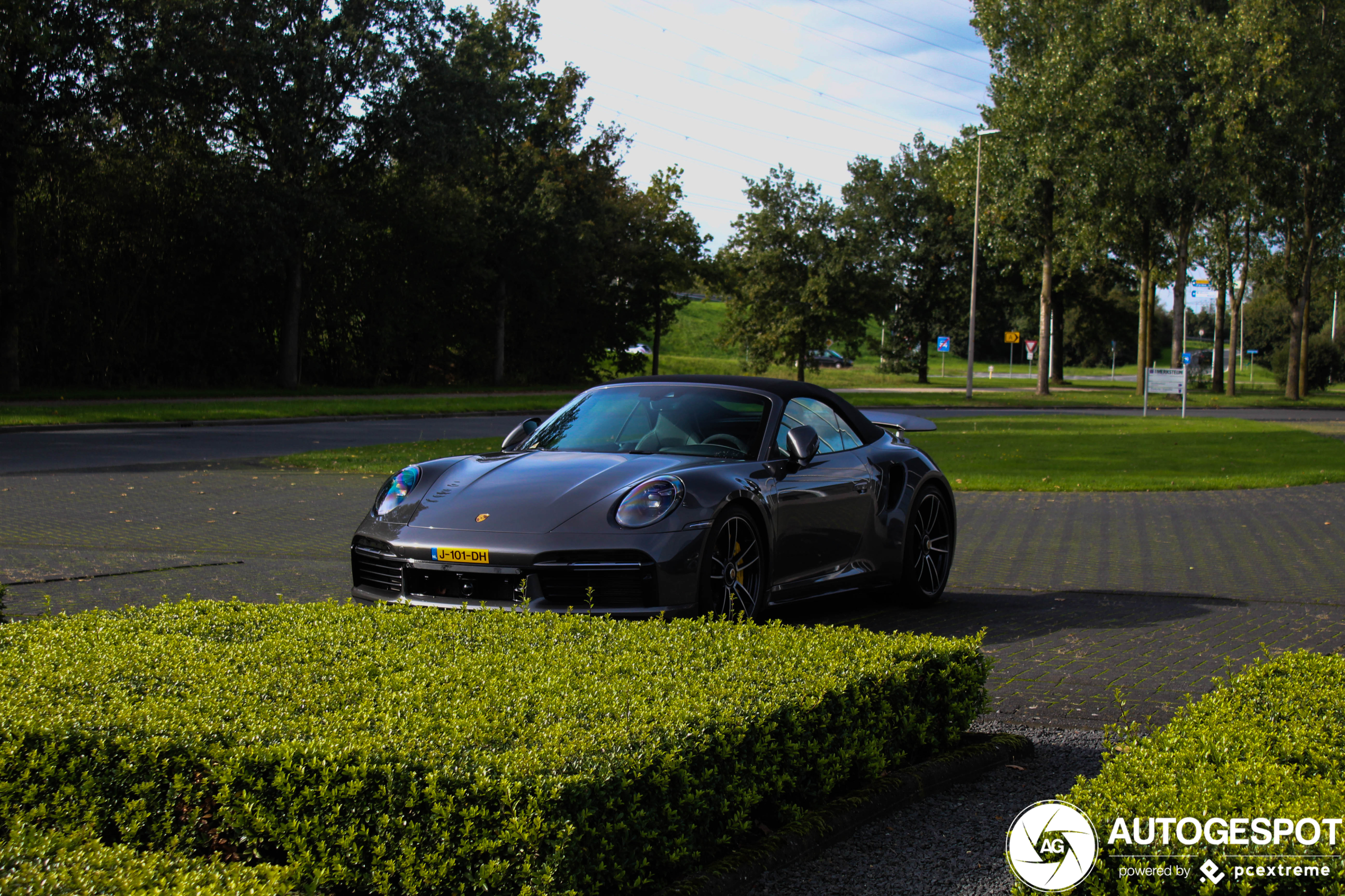 Porsche 992 Turbo S Cabriolet