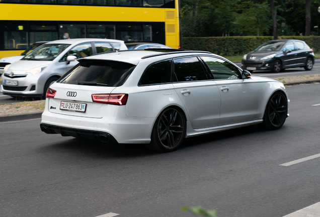 Audi RS6 Avant C7 2015
