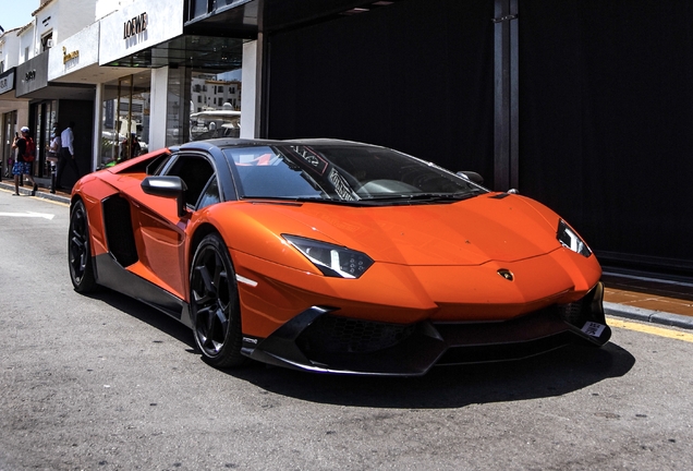 Lamborghini Aventador LP720-4 Roadster 50° Anniversario