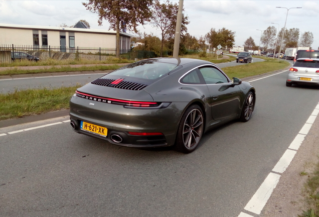 Porsche 992 Carrera 4S