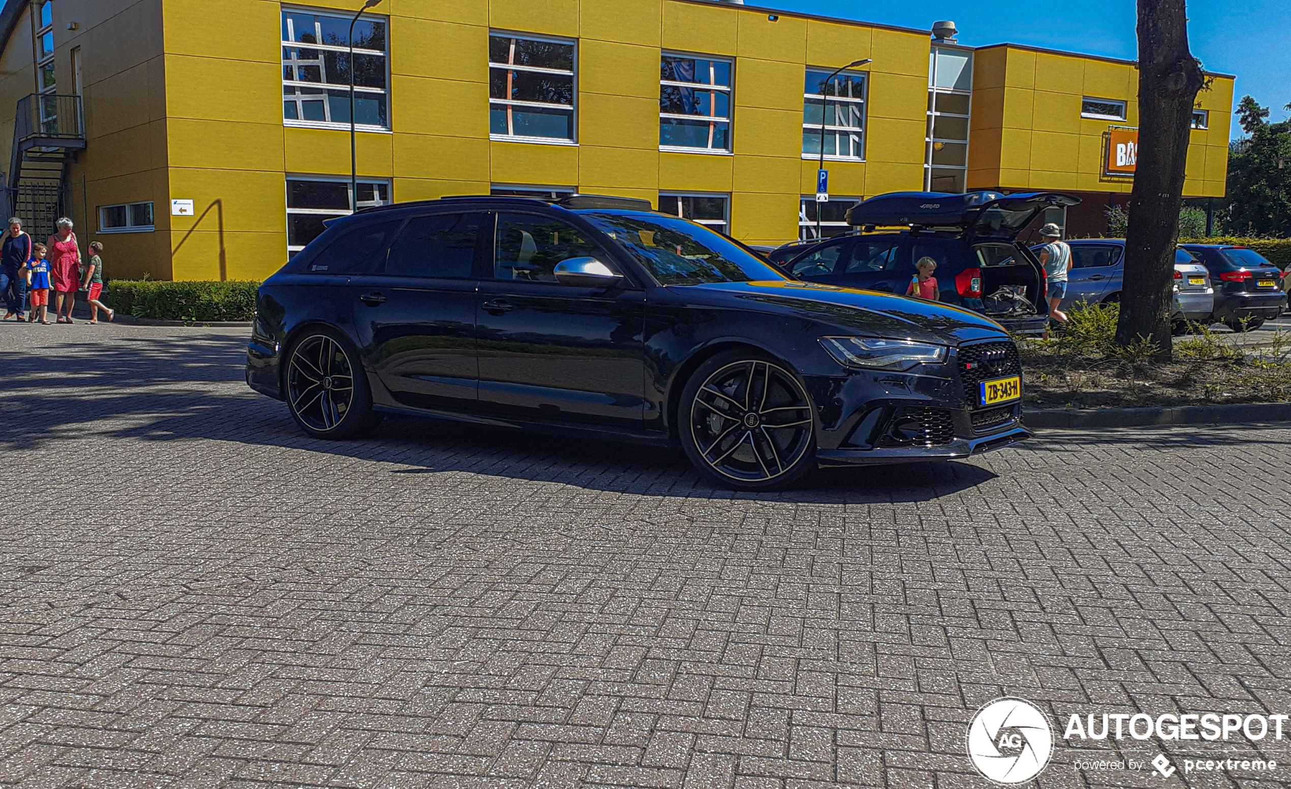 Audi RS6 Avant C7