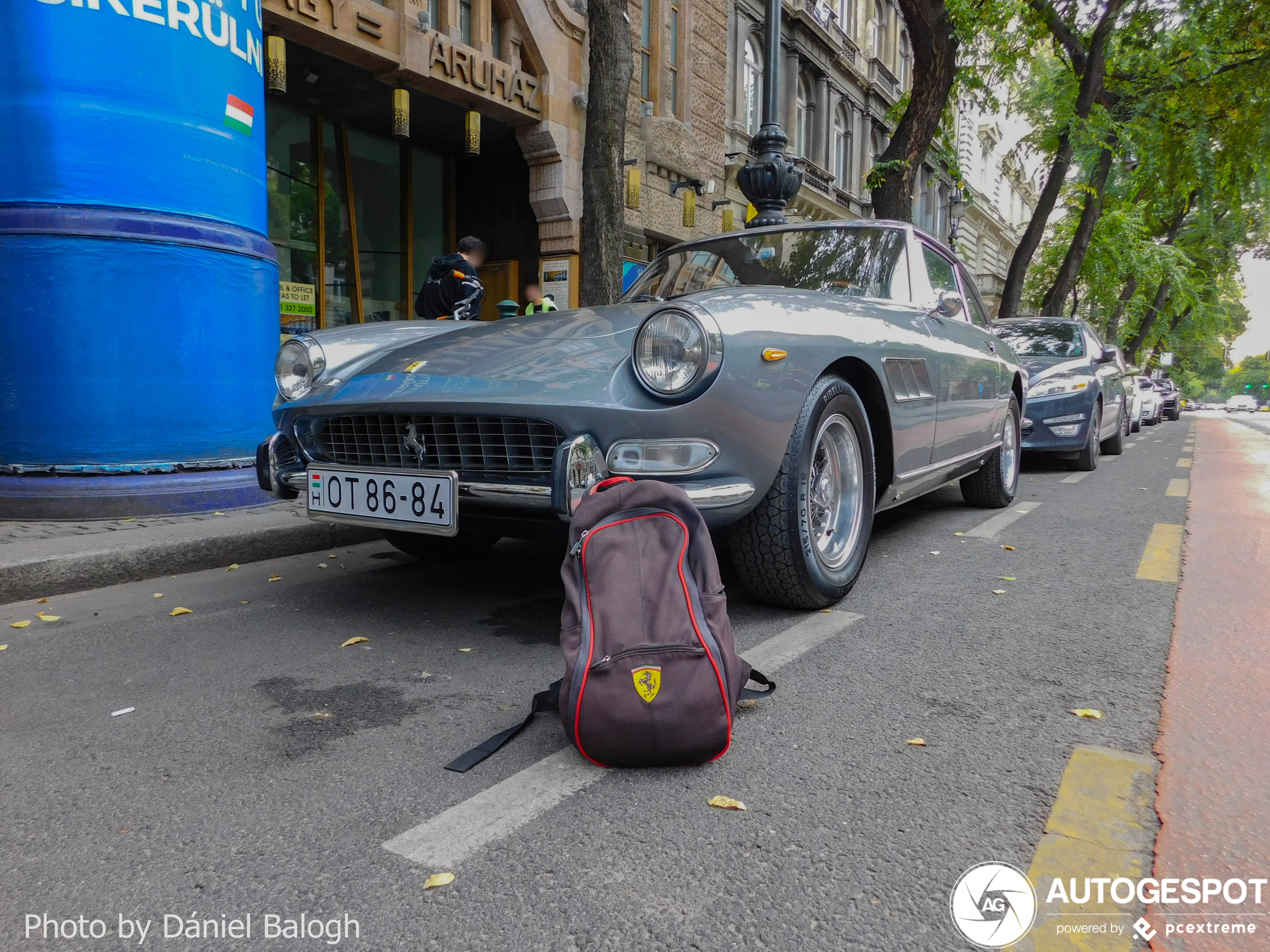 Ferrari 330 GT 2+2 Series II