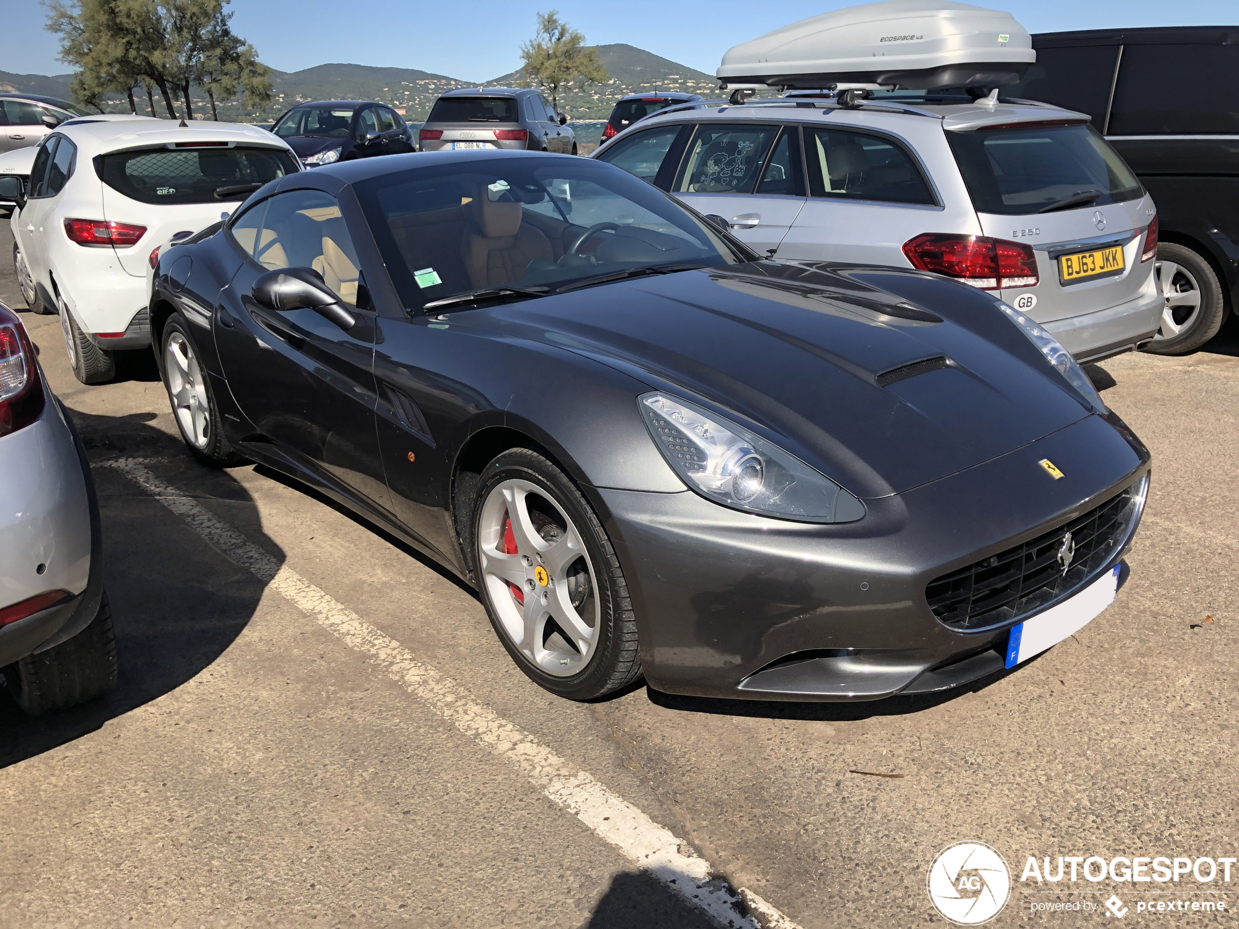 Ferrari California