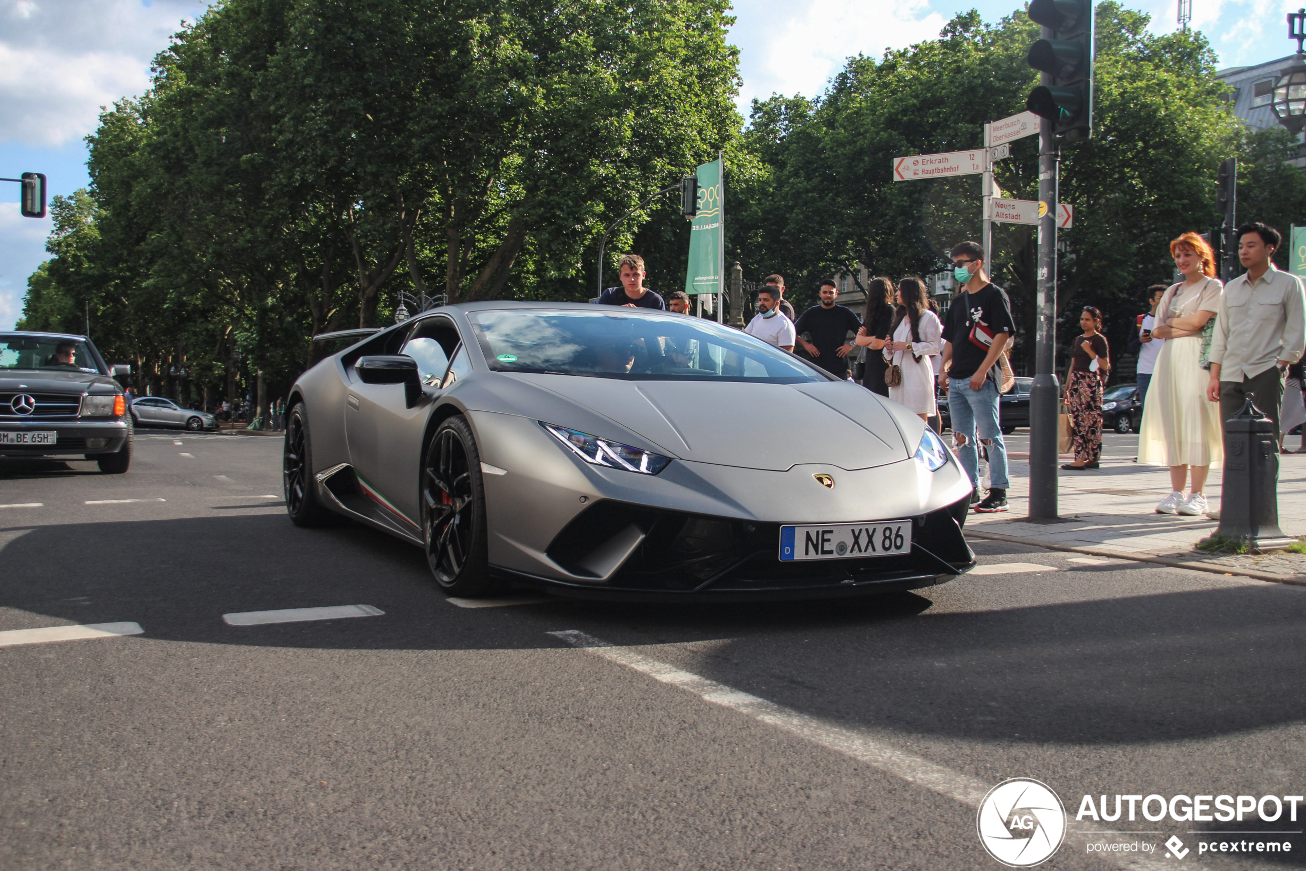 Lamborghini Huracán LP640-4 Performante