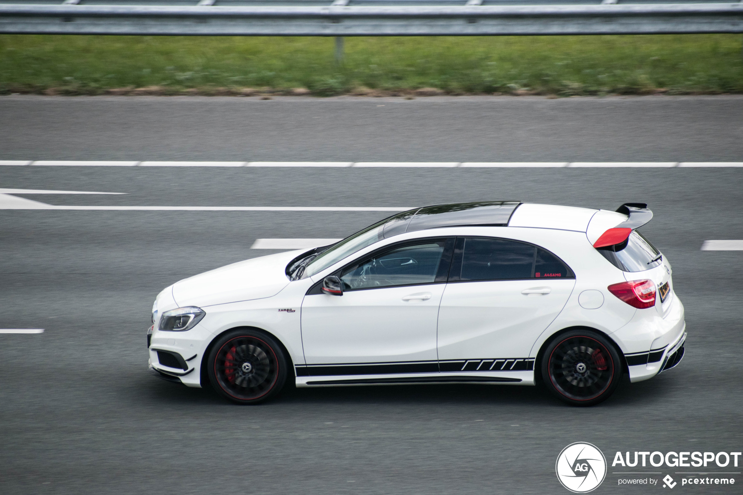 Mercedes-Benz A 45 AMG