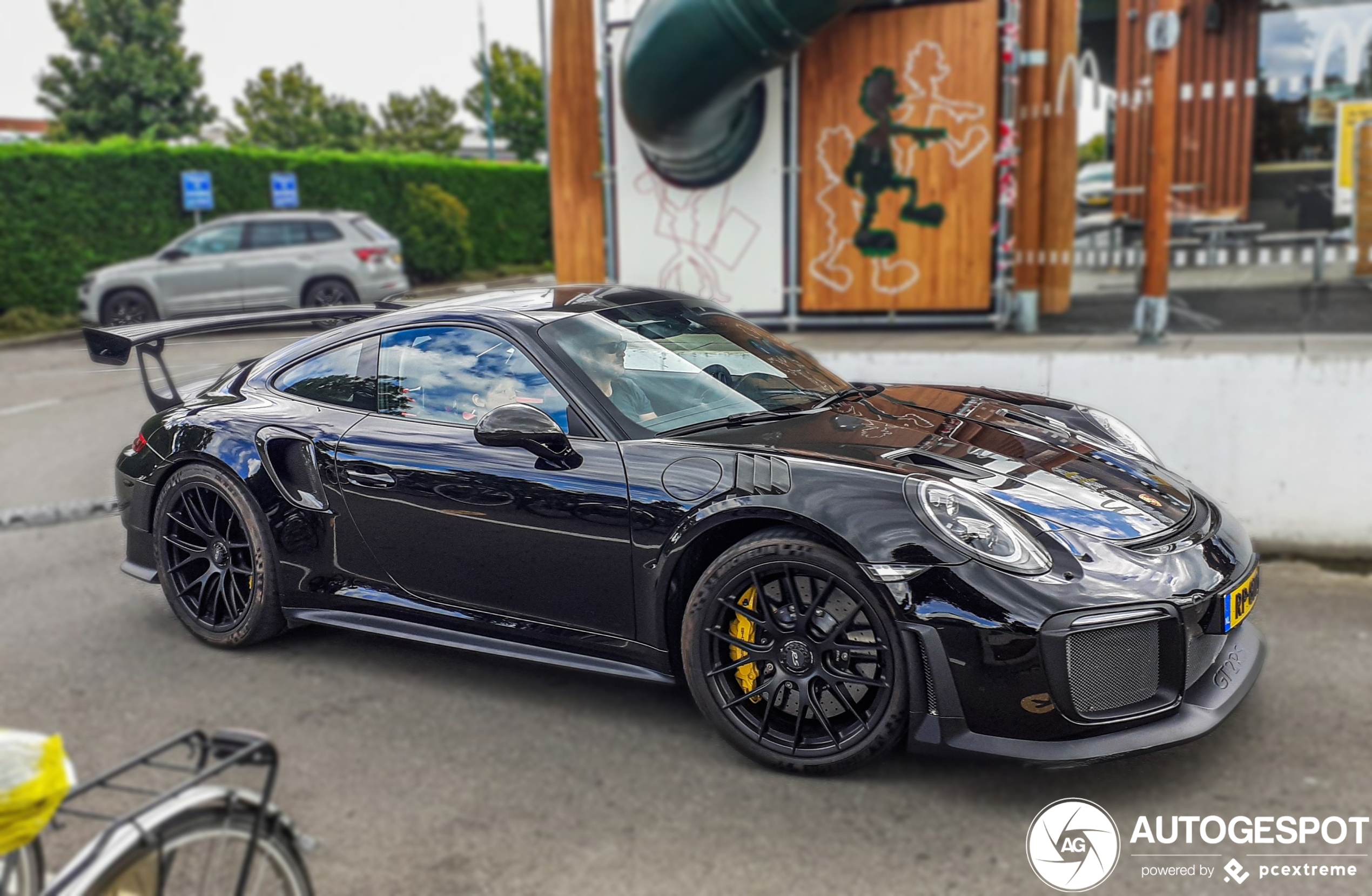 Porsche 991 GT2 RS Weissach Package