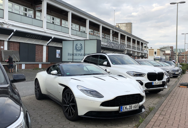 Aston Martin DB11